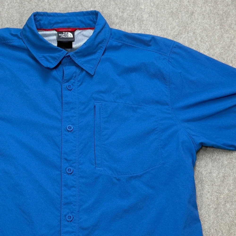 The North Face Button Up Shirt Mens M Blue Hiking Gorpcore Technical Outdoor